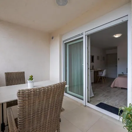 Augustinovic Apartament Baška