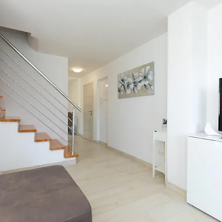 Augustinovic Apartment Baska (Krk)