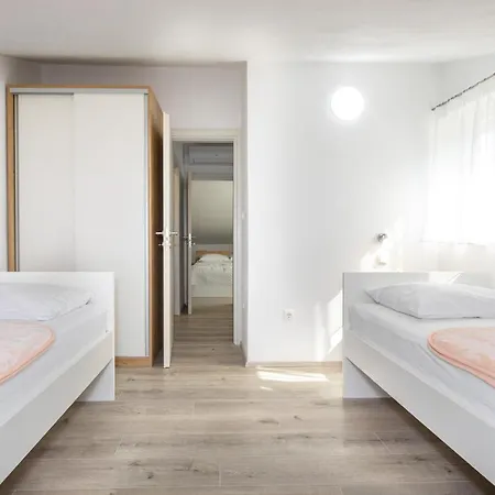Apartment Augustinovic