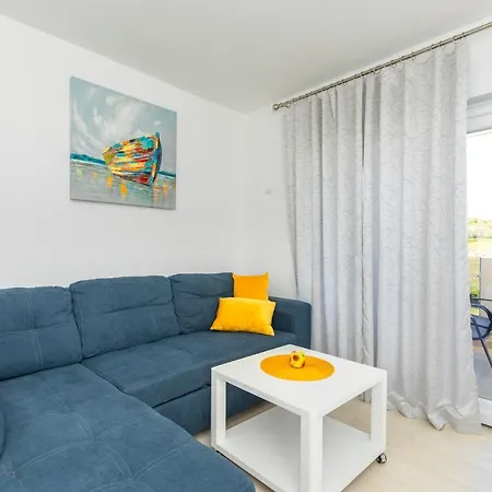 Augustinovic Apartamento Baška