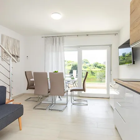 Apartamento Augustinovic